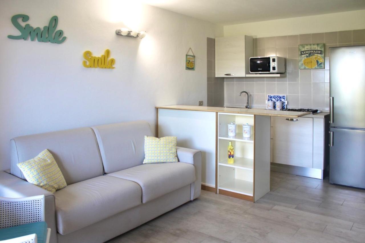 Appartamento Casa vacanze il Corbezzolo - Golfo di Marinella Porto Rotondo Esterno foto