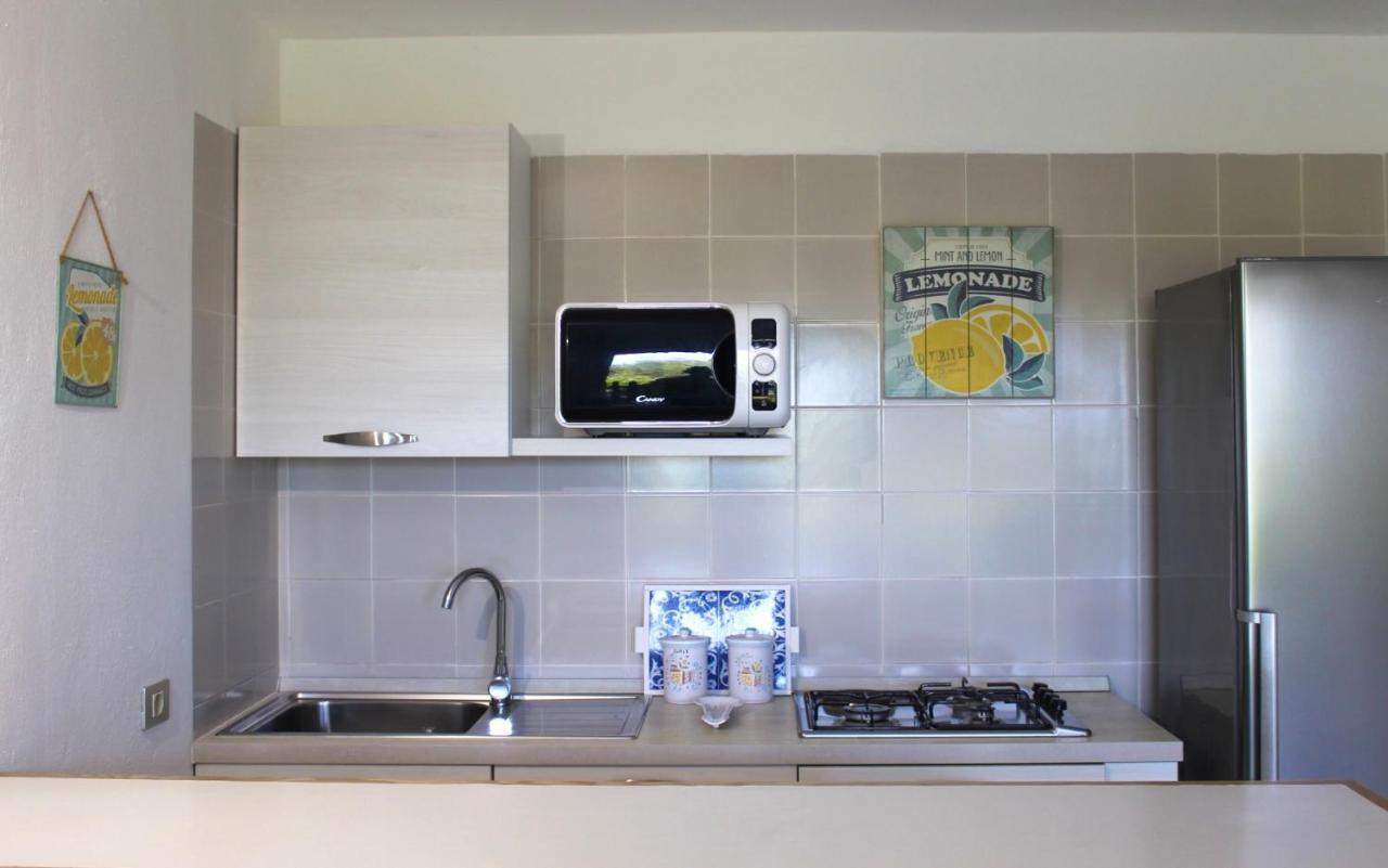 Appartamento Casa vacanze il Corbezzolo - Golfo di Marinella Porto Rotondo Esterno foto