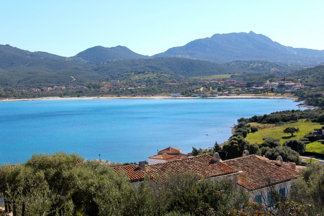 Appartamento Casa vacanze il Corbezzolo - Golfo di Marinella Porto Rotondo Esterno foto