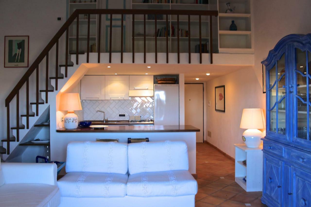 Appartamento Casa vacanze il Corbezzolo - Golfo di Marinella Porto Rotondo Esterno foto